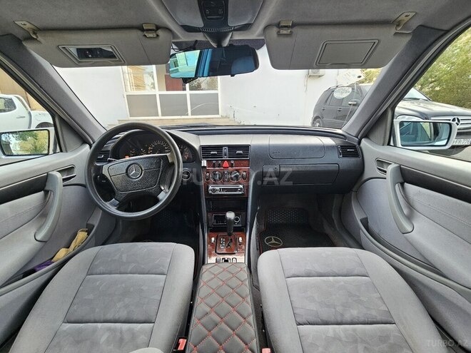 Mercedes C 200 2000, 328,123 km - 2.0 l - Bakı