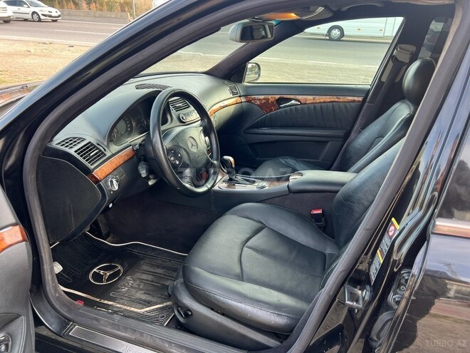 Mercedes E 220 d 2003, 438,000 km - 2.2 l - Xırdalan