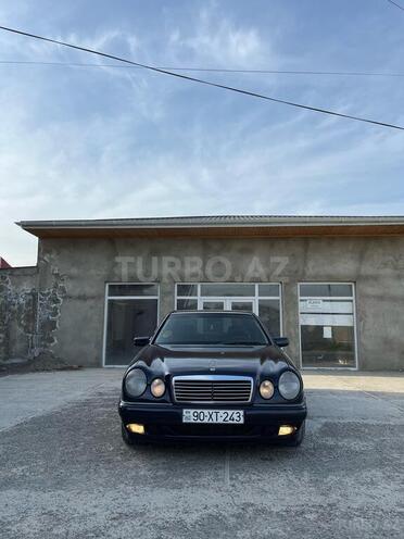 Mercedes E 320 1996, 286,000 km - 3.2 l - Bakı