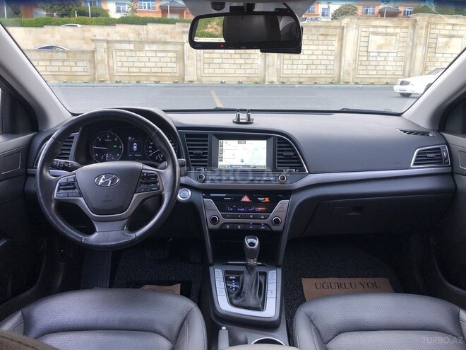 Hyundai Elantra 2015, 163,000 km - 1.6 л - Bakı