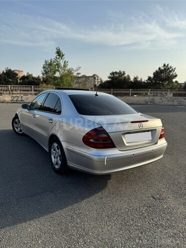 Mercedes E 270 2003, 50,000 km - 2.7 l - Bakı