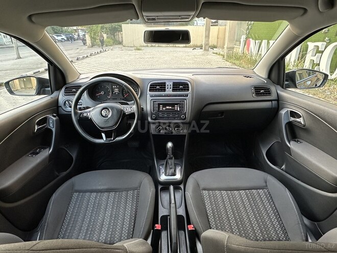 Volkswagen Polo 2019, 420,000 km - 1.6 l - Bakı