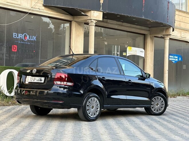 Volkswagen Polo 2019, 420,000 km - 1.6 l - Bakı