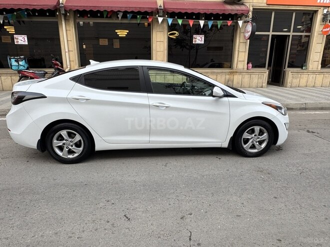 Hyundai Elantra 2014, 221,285 km - 1.8 l - Bakı