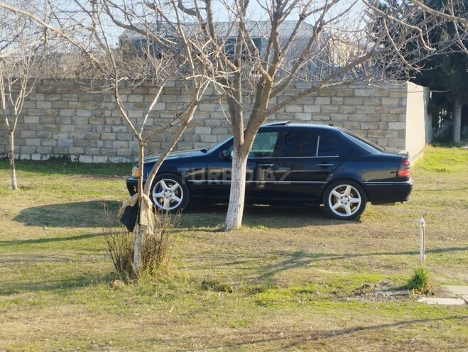 Mercedes C 230 1999, 300,000 km - 2.3 л - Füzuli