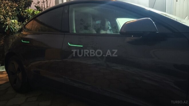 Tesla Model 3 2023, 24,700 km - 0.0 l - Bakı