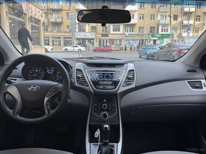 Hyundai Elantra 2014, 221,285 km - 1.8 l - Bakı