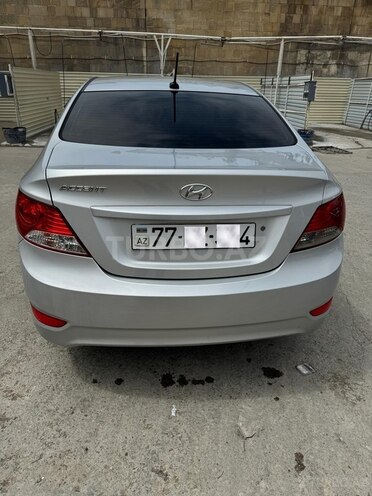 Hyundai Accent 2013, 121,000 km - 1.6 l - Bakı