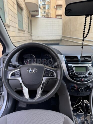 Hyundai Accent 2013, 121,000 km - 1.6 l - Bakı