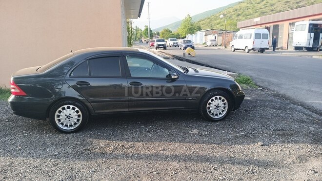 Mercedes C 240 2001, 345,000 km - 2.4 l - Şəki