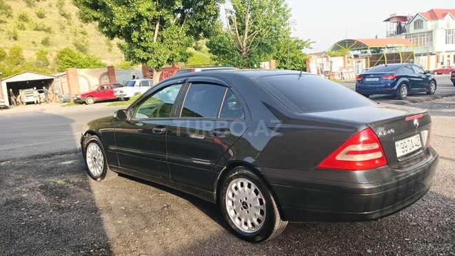 Mercedes C 240 2001, 345,000 km - 2.4 l - Şəki