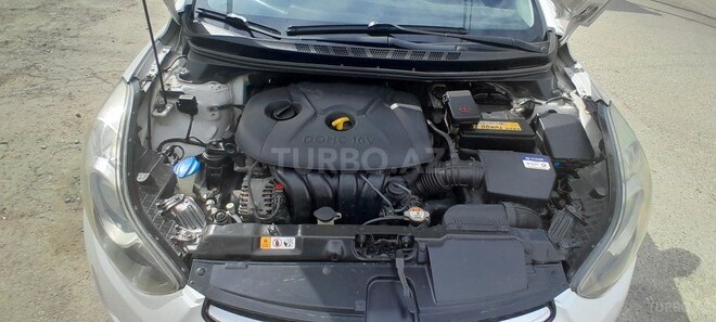 Hyundai Elantra 2013, 12,000 km - 1.8 l - Bakı