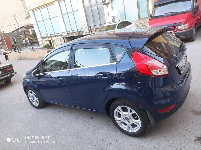 Ford Fiesta-2