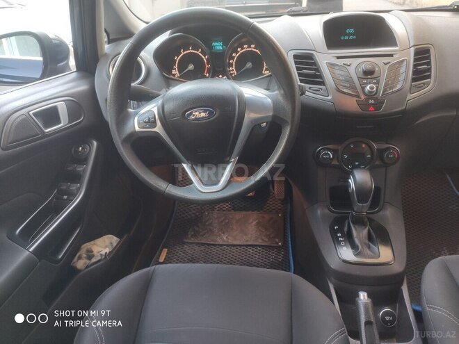 Ford Fiesta-5