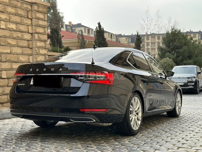 Skoda Superb 2022, 40,000 km - 2.0 л - Bakı