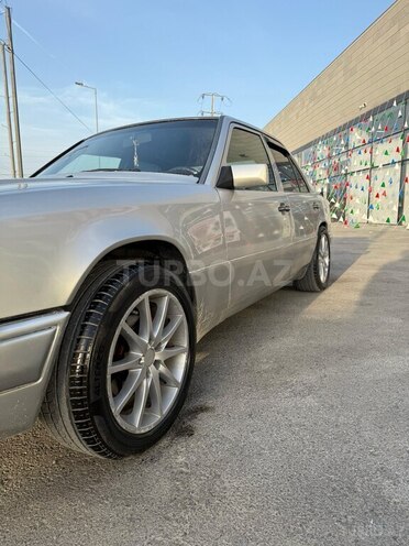 Mercedes E 220 1994, 546,000 km - 2.2 л - Bakı