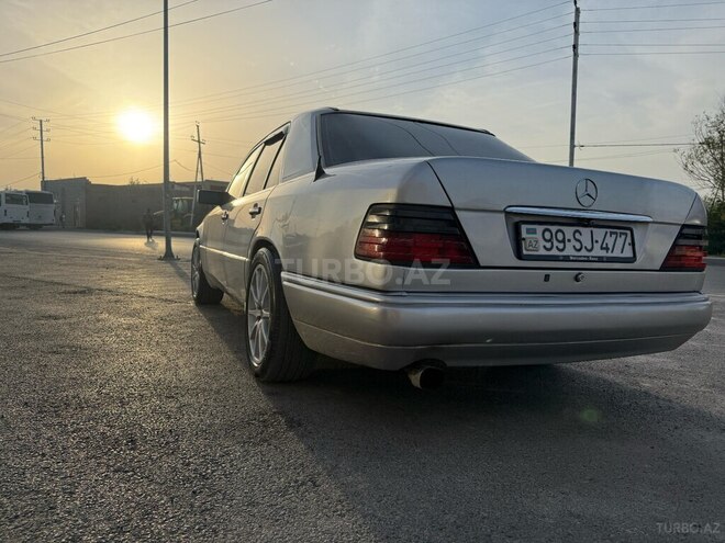 Mercedes E 220 1994, 546,000 km - 2.2 л - Bakı