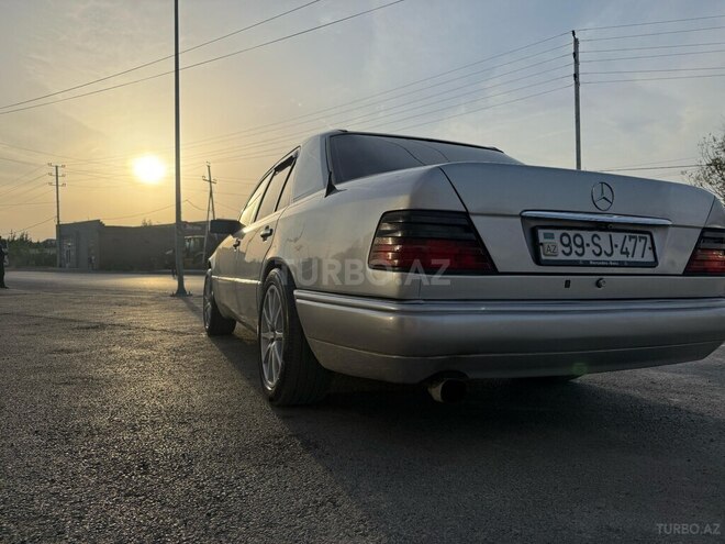 Mercedes E 220 1994, 546,000 km - 2.2 л - Bakı