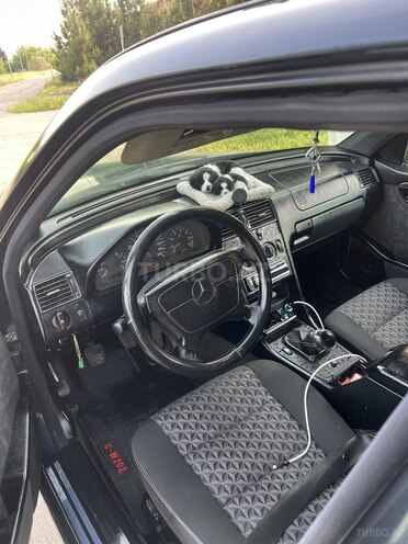 Mercedes C 180 1995, 518,369 km - 1.8 l - Biləsuvar