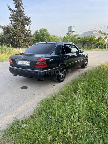Mercedes C 180 1995, 518,369 km - 1.8 l - Biləsuvar