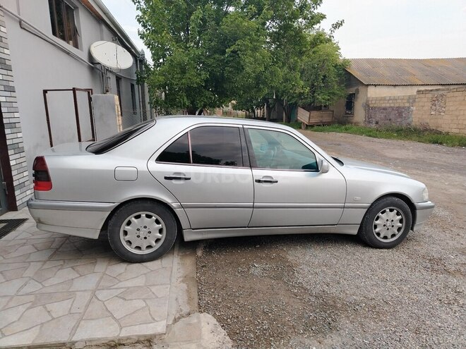 Mercedes C 240 1997, 240,000 km - 2.4 л - Gəncə