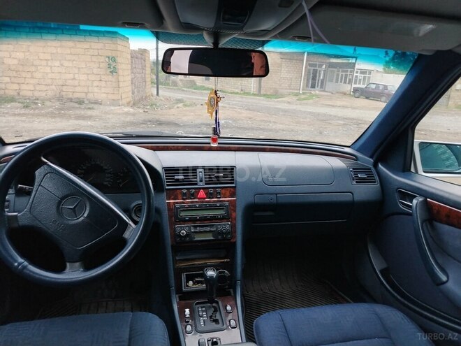 Mercedes C 240 1997, 240,000 km - 2.4 л - Gəncə