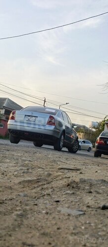 Volkswagen Passat 2001, 358,766 km - 1.8 l - Bakı