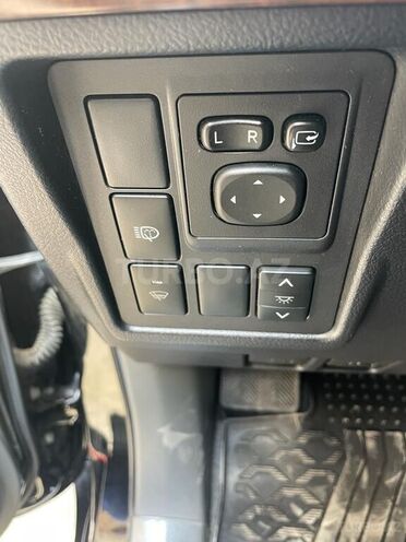 Toyota Land Cruiser Prado 2012, 145,000 km - 4.0 л - Bakı