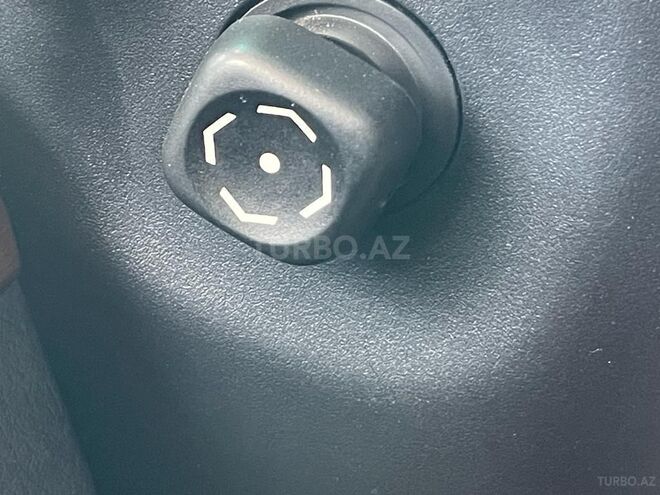 Toyota Land Cruiser Prado 2012, 145,000 km - 4.0 л - Bakı