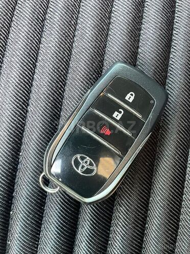 Toyota Land Cruiser Prado 2012, 145,000 km - 4.0 л - Bakı