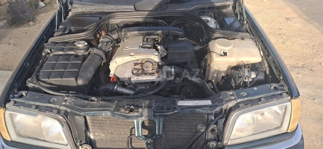 Mercedes C 200 1997, 482,290 km - 2.0 l - Bakı
