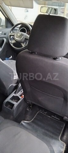 Skoda Yeti 2010, 17,000 km - 1.2 l - Bakı
