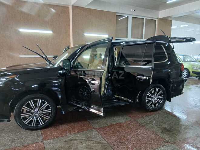 Lexus LX 570-7