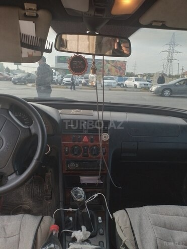 Mercedes C 220 d 1998, 585,444 km - 2.2 л - Sumqayıt