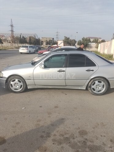 Mercedes C 220 d 1998, 585,444 km - 2.2 л - Sumqayıt