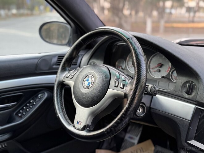 BMW 530 2002, 270,000 km - 3.0 l - Sumqayıt