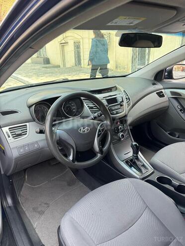 Hyundai Elantra 2015, 273,588 km - 1.8 l - Bakı