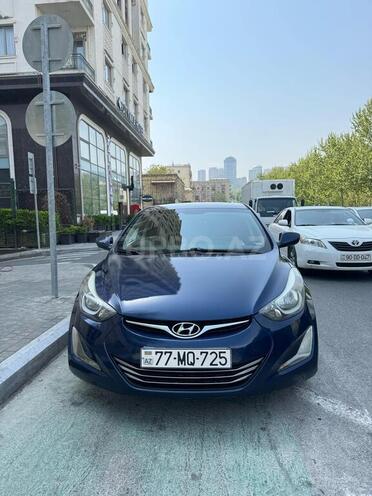 Hyundai Elantra 2015, 273,588 km - 1.8 l - Bakı