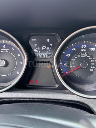 Hyundai Elantra 2015, 273,588 km - 1.8 l - Bakı