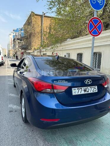 Hyundai Elantra 2015, 273,588 km - 1.8 l - Bakı