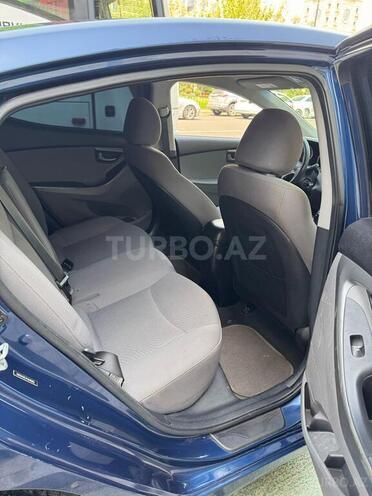 Hyundai Elantra 2015, 273,588 km - 1.8 l - Bakı