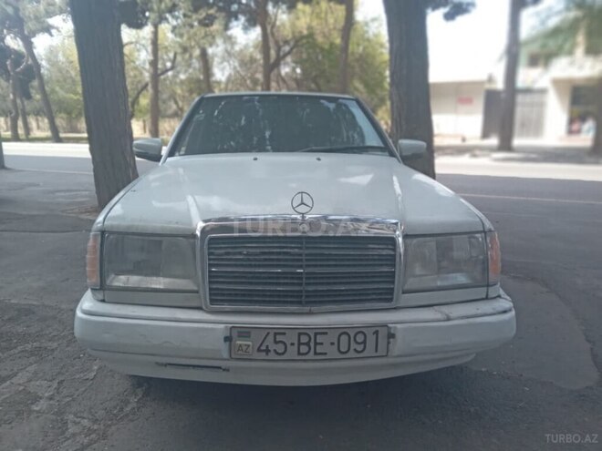 Mercedes E 200 d 1988, 387,500 km - 2.0 l - Bakı