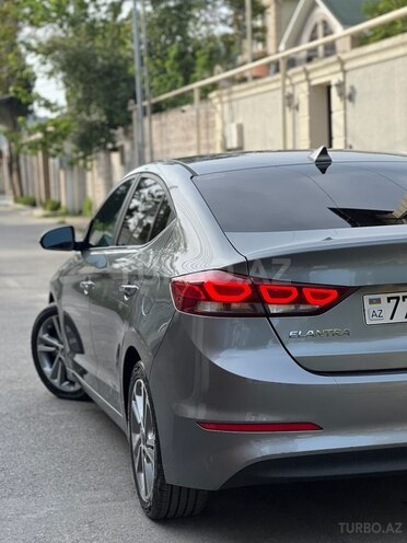 Hyundai Elantra 2017, 46,670 km - 2.0 l - Bakı