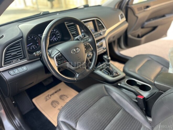 Hyundai Elantra 2017, 46,670 km - 2.0 l - Bakı