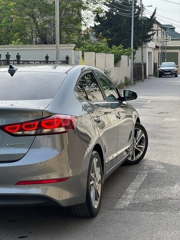 Hyundai Elantra 2017, 46,670 km - 2.0 l - Bakı
