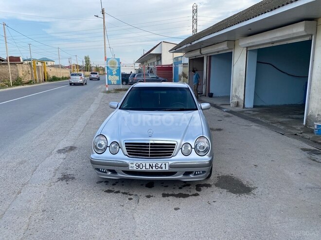 Mercedes E 270 2000, 352,000 km - 2.7 l - Bakı