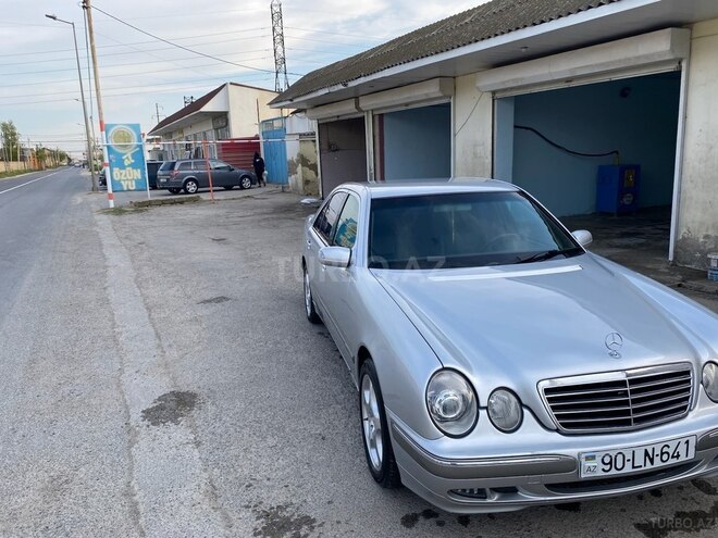 Mercedes E 270 2000, 352,000 km - 2.7 l - Bakı