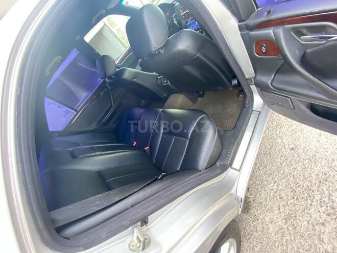 Mercedes E 270 2000, 352,000 km - 2.7 l - Bakı