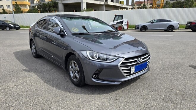 Hyundai Avante 2015, 156,500 km - 1.6 л - Bakı