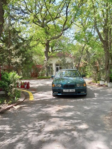 BMW 318 1997, 324,248 km - 1.8 l - Xaçmaz